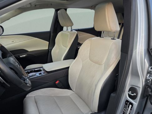 Certified 2023 Lexus RX 350 FWD w/ Accessory Package (Z1) image 28