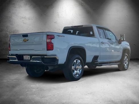 Certified 2022 Chevrolet Silverado 2500 LTZ w/ LTZ Premium Package AWD/4WD image 3