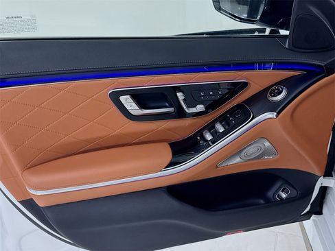 Used 2025 Mercedes-Benz S 580 4MATIC Sedan image 15