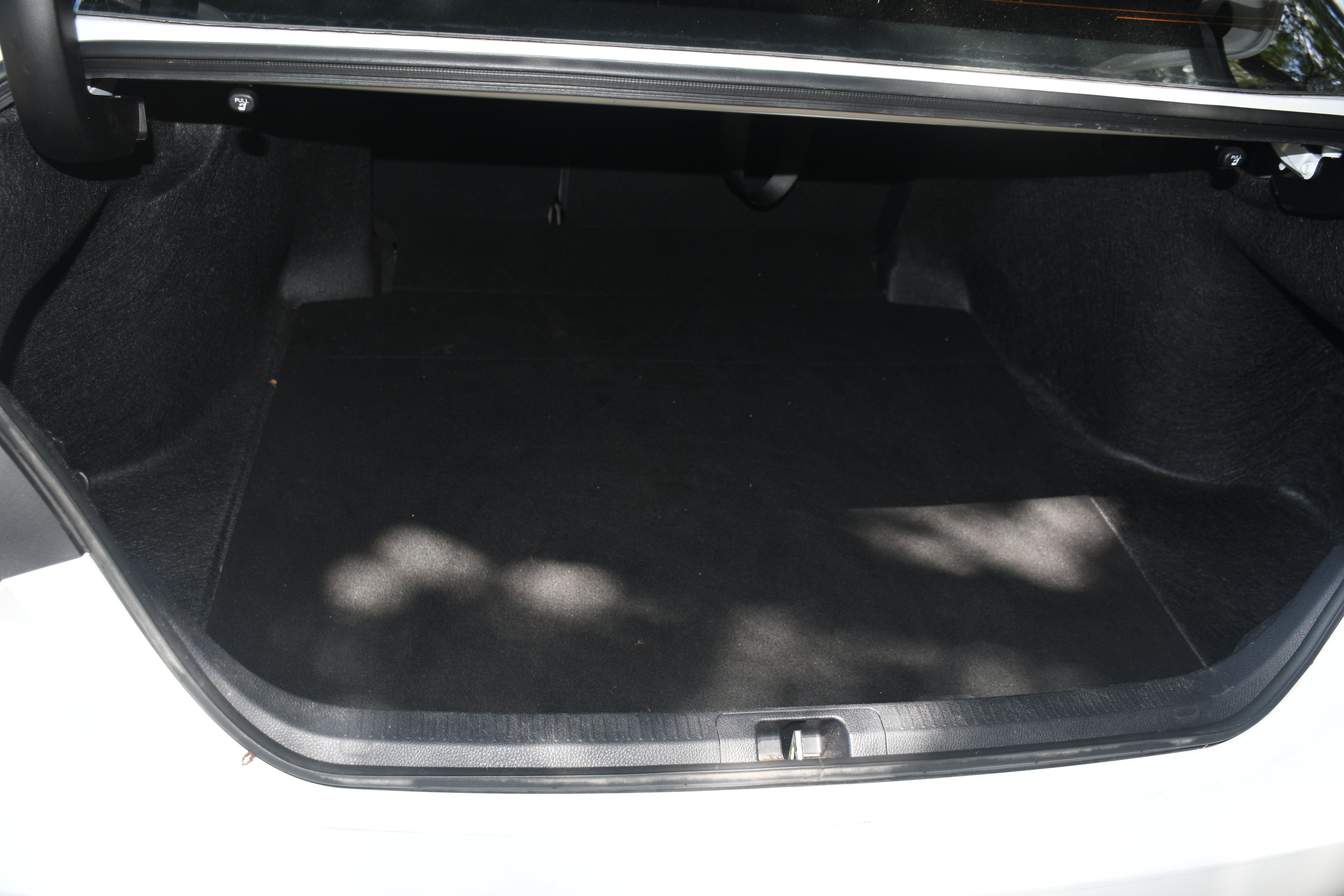 Used 2024 Toyota Camry SE FWD image 16