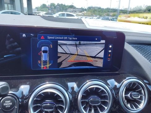 New 2025 Mercedes-Benz GLA 35 AMG 4MATIC image 20