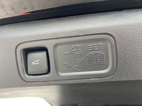 Certified 2022 Ford Expedition Max Limited image 27