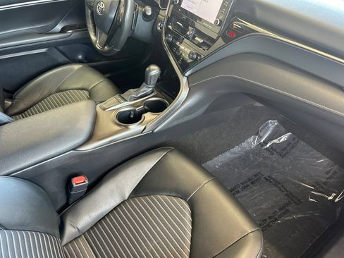 Used 2023 Toyota Camry SE w/ Audio Upgrade Package FWD image 19
