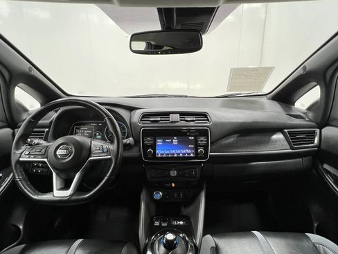 Used 2018 Nissan Leaf SL w/ SL Technology Package FWD image 20