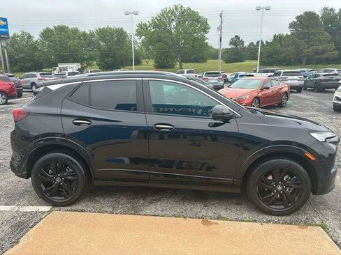 Used 2024 Buick Encore GX Sport Touring AWD/4WD image 5