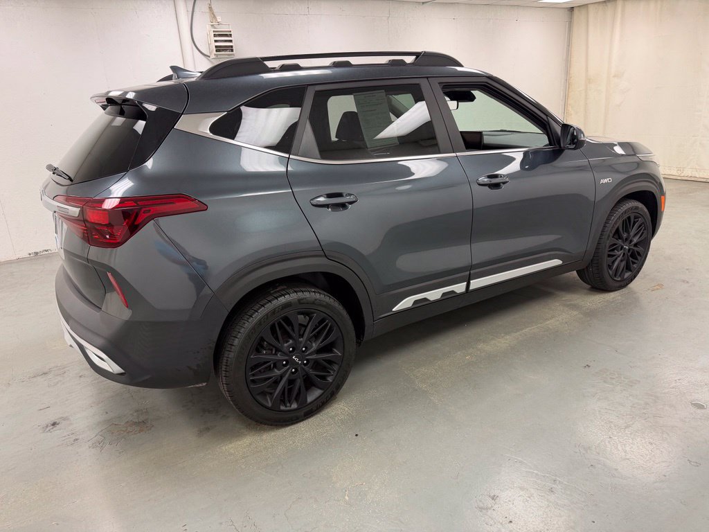 Used 2023 Kia Seltos Nightfall Edition AWD/4WD image 5