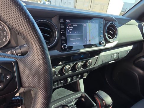 Used 2023 Toyota Tacoma TRD Off-Road image 26