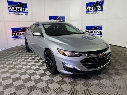 Used 2021 Chevrolet Malibu LT