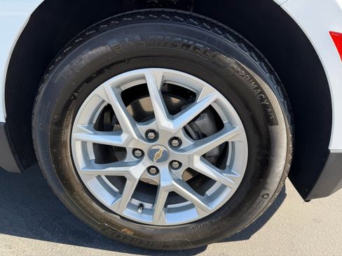 Used 2024 Chevrolet Equinox LT FWD image 26