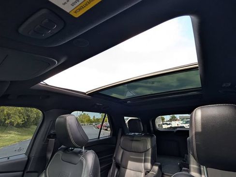 Used 2021 Ford Explorer ST w/ Equipment Group 401A AWD/4WD image 32