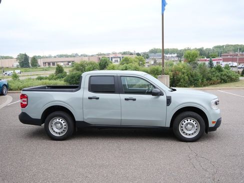 Certified 2022 Ford Maverick XL w/ Equipment Group 100A Standard AWD/4WD image 4