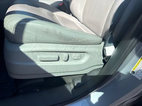 Used 2018 Honda Pilot EX-L image 12