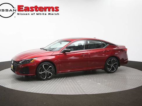 Used 2023 Nissan Altima 2.5 SR w/ SR Premium Package FWD image 57