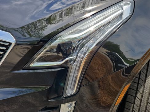 Used 2022 Cadillac XT5 Premium Luxury FWD image 34