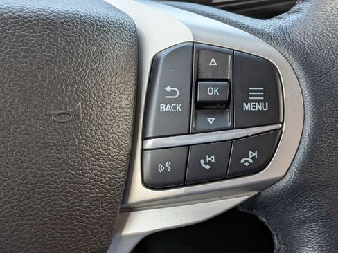 Certified 2022 Ford Explorer XLT w/ Equipment Group 202A image 30