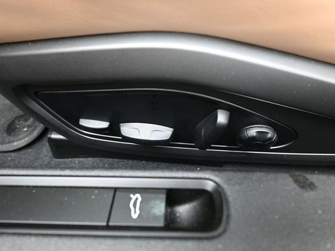 Certified 2024 Porsche 911 Carrera S image 15