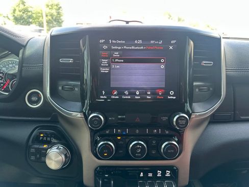 Used 2021 RAM 1500 Laramie AWD/4WD image 7