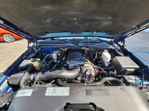 Used 2005 Chevrolet Avalanche Z71 w/ Sun And Sound Package image 27