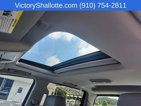 Used 2015 Chevrolet Silverado 1500 LTZ Z71 w/ LTZ Plus Package AWD/4WD image 10