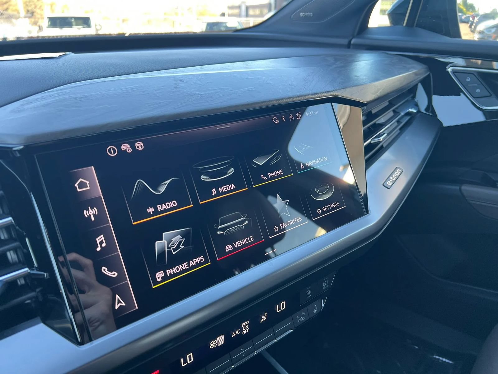 Used 2023 Audi Q4 e-tron Premium Plus w/ Premium Plus RWD image 19