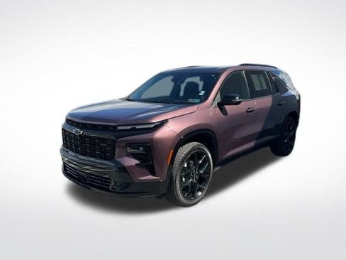 Certified 2025 Chevrolet Traverse RS AWD/4WD image 13
