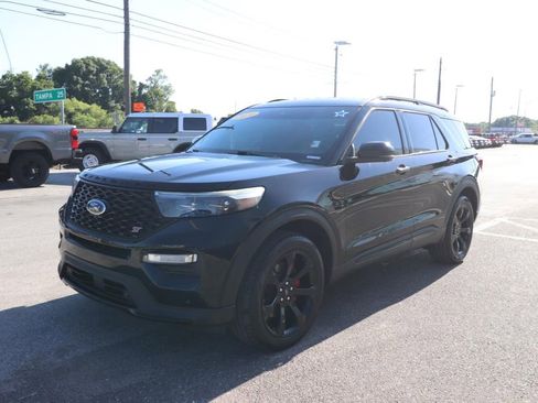 Certified 2020 Ford Explorer ST w/ ST Street Pack AWD/4WD image 3