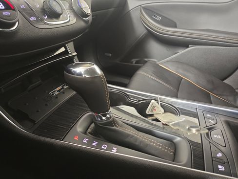 Used 2020 Chevrolet Impala Premier w/ Premier Convenience Package image 23