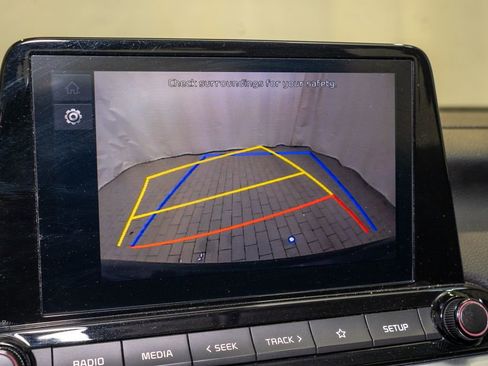 Used 2024 Kia Forte LXS image 12