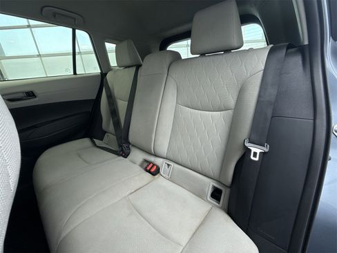 Used 2023 Toyota Corolla Cross L image 33
