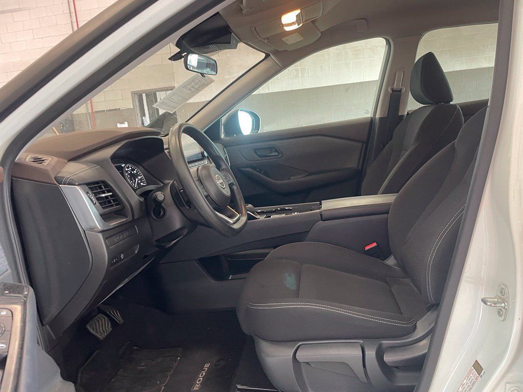 Certified 2023 Nissan Rogue S FWD image 10