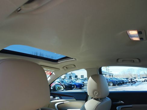 Used 2014 Buick Regal AWD image 23