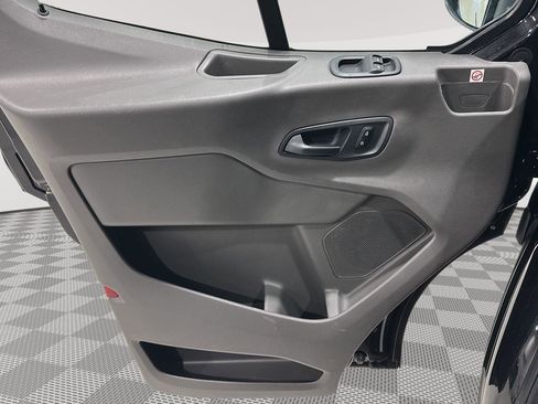 Used 2020 Ford Transit 150 XLT image 17