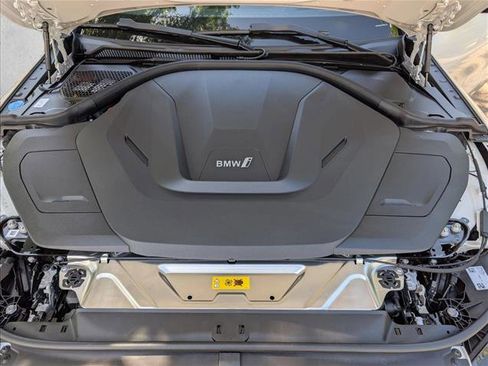 New 2026 BMW i4 eDrive40 w/ Premium Package RWD image 18