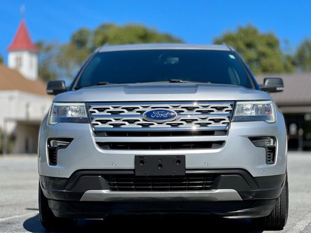 Used 2019 Ford Explorer XLT w/ Equipment Group 202A AWD/4WD image 2