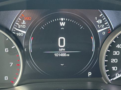 Used 2019 Cadillac XT5 Platinum image 28