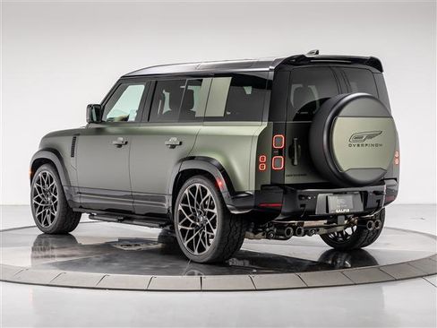 New 2026 Land Rover Defender 110 X-Dynamic SE image 3