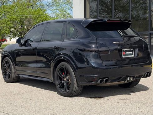 Used 2013 Porsche Cayenne GTS AWD/4WD image 7
