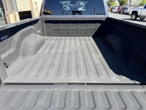 Used 2015 RAM 1500 Express AWD/4WD image 17