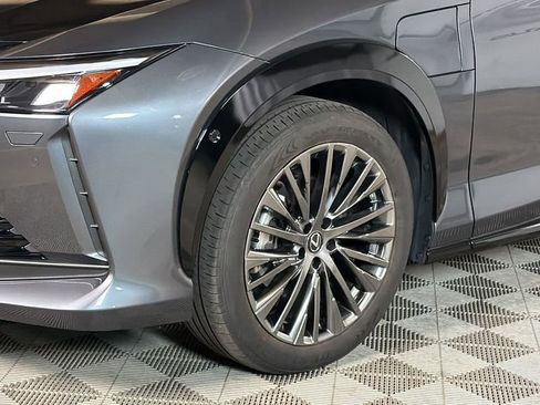 Used 2023 Lexus RZ 450e Premium w/ Accessory Package (Z1) AWD/4WD image 4