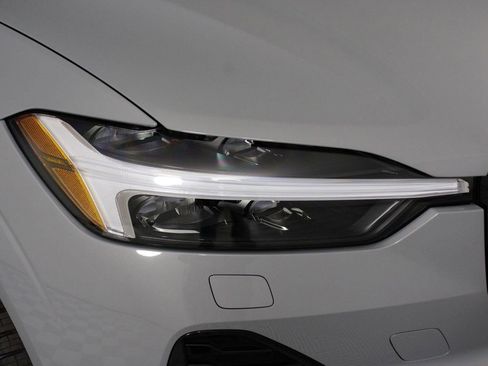 New 2026 Volvo XC60 B5 Ultra w/ Protection Package Premier image 14