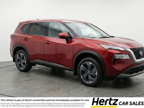 Used 2025 Nissan Rogue SV AWD/4WD image 1