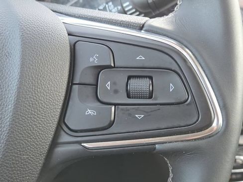 Used 2023 Buick Encore GX Select w/ Sport Touring Package FWD image 13