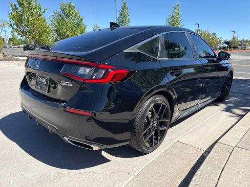 Used 2023 Honda Civic Sport Touring image 5