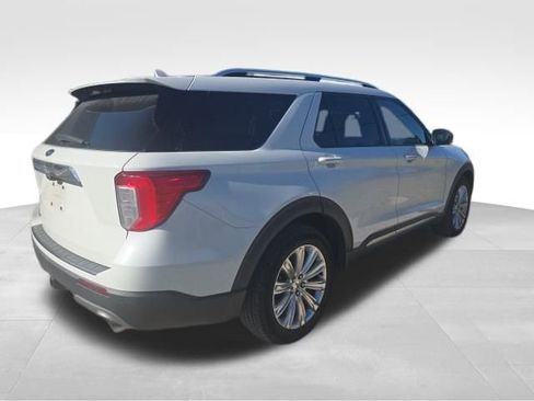 Used 2021 Ford Explorer Limited w/ Equipment Group 301A image 7