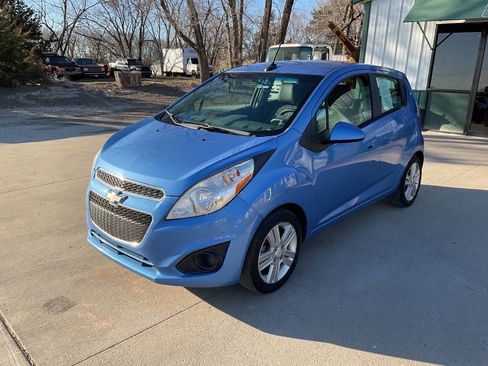Used 2014 Chevrolet Spark LT image 10