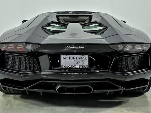 Used 2014 Lamborghini Aventador LP 700-4 AWD/4WD image 9