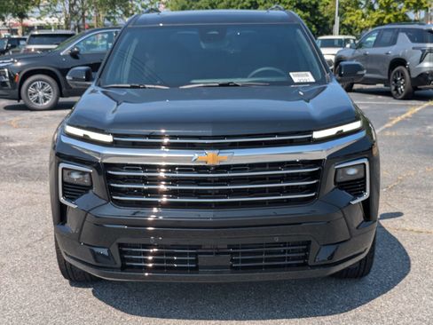New 2026 Chevrolet Traverse High Country FWD image 9
