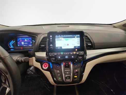 Used 2024 Honda Odyssey Touring image 22
