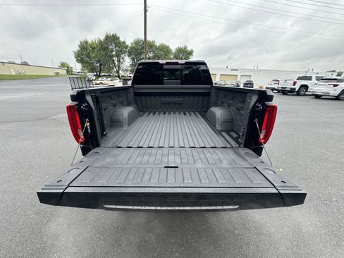 Certified 2023 GMC Sierra 1500 SLT w/ SLT Premium Package AWD/4WD image 21