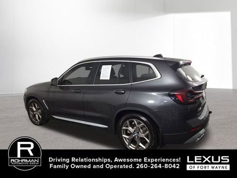 Used 2022 BMW X3 xDrive30i w/ Premium Package AWD/4WD image 9